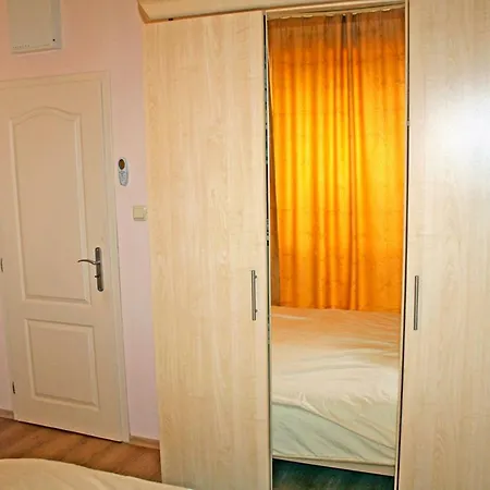 Apartment Флорес Парк *
